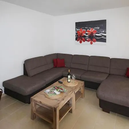 Pet Friendly In Roebel With Wifi